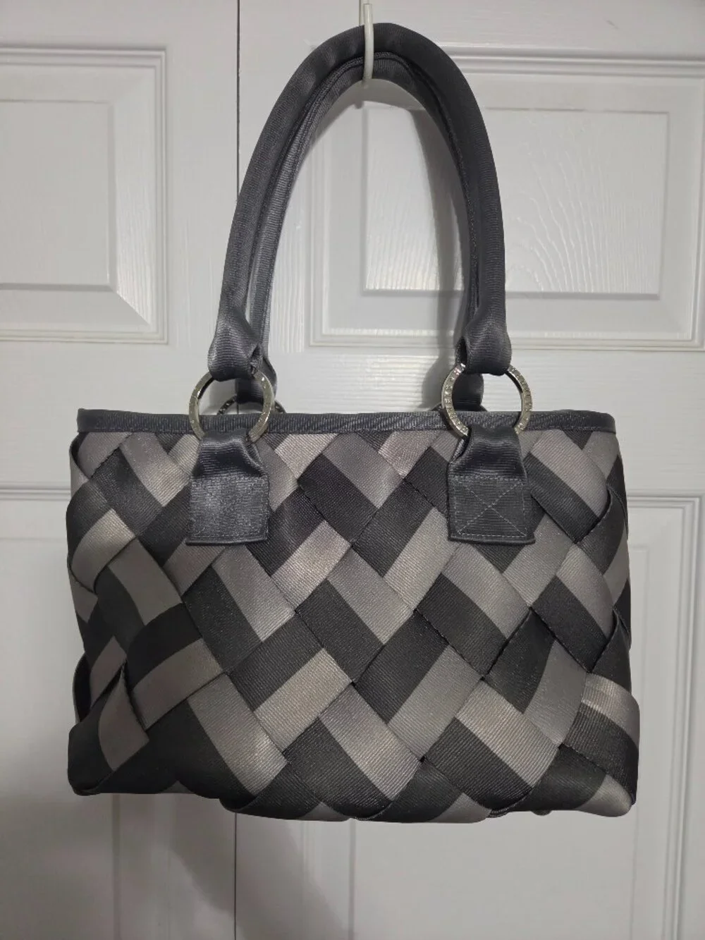 Harveys Seatbelt Bag - Grey & Charcoal Plaza Woven Tote